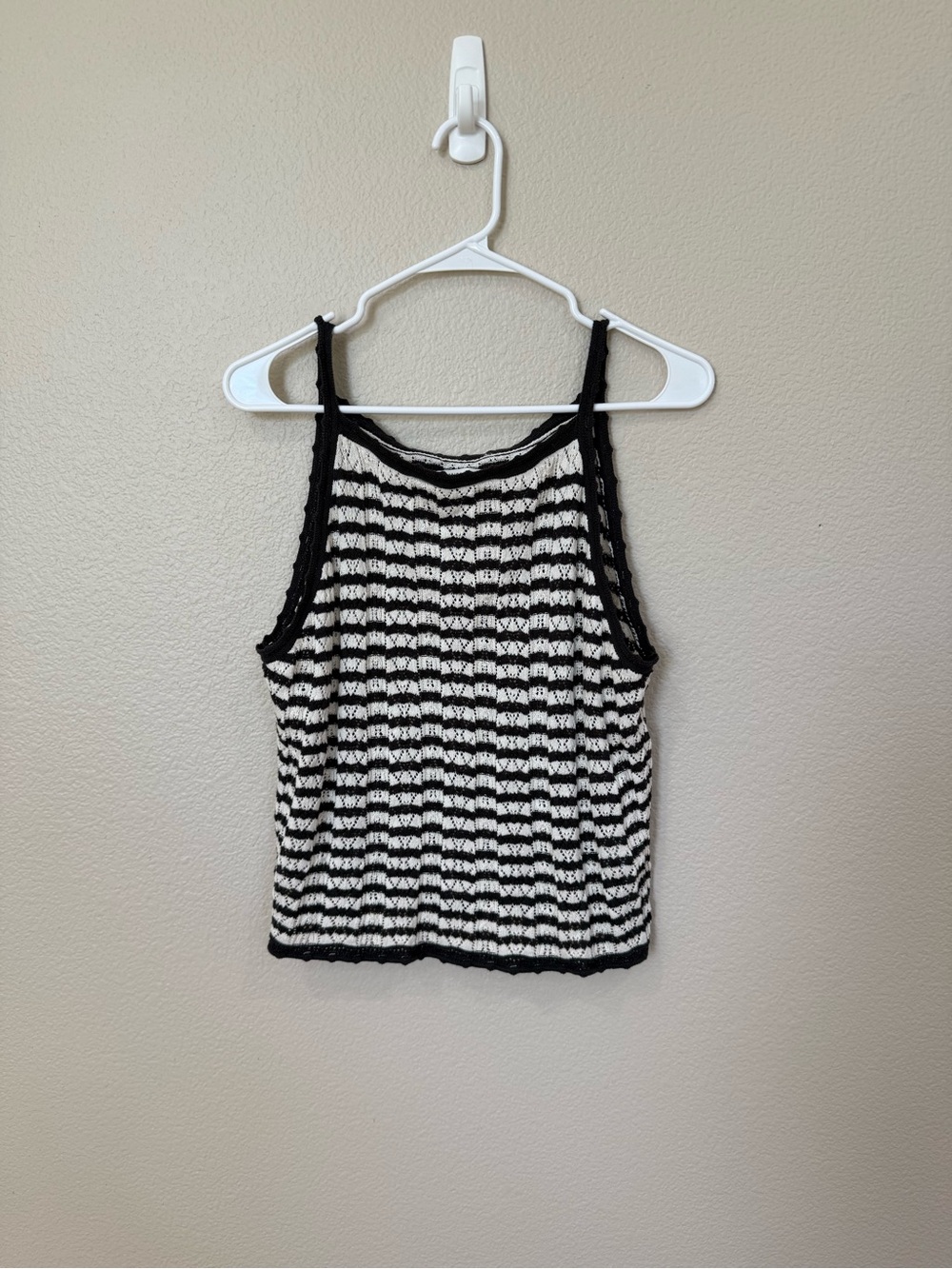 American Eagle Outfitters Black and White Crochet Tank
